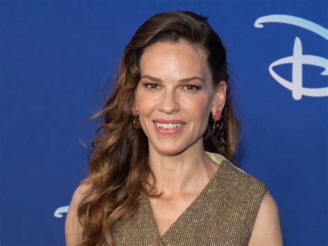 Ans Hilary Swank Annonce Tre Enceinte Pour La Premi Re Fois