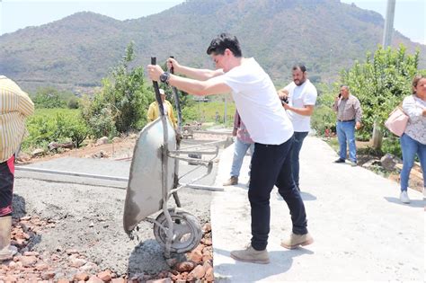 Ruta Combate Rezago De Muchos A Os En Caminos De Zit Cuaro