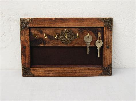 Rustic Decorative Wooden Wall Hanging Key Rack By Regalosrusticos