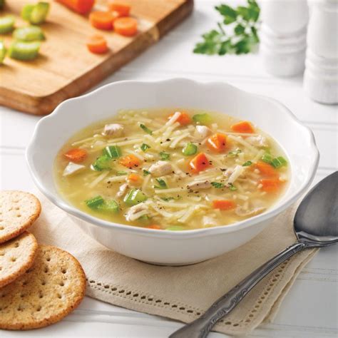 Soupe Poulet Et Nouilles La Mijoteuse Les Recettes De Caty