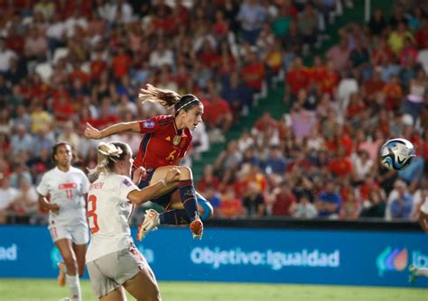 Nations League España lucha seduce y conquista con una holgada