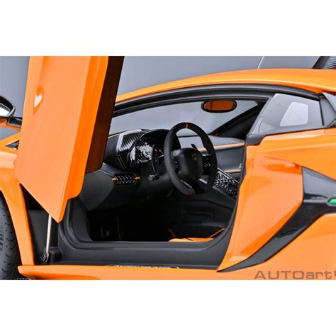 Lamborghini Aventador SVJ Arancio Atlas 1 18