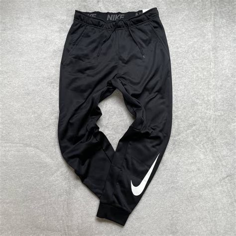 【未使用】【格安送料】新品未使用 Nike Xlサイズ ナイキ ジョガーパンツ スウェット トレーニング サーマ テーパード ブラック 黒 国内正規品の落札情報詳細 ヤフオク落札価格検索