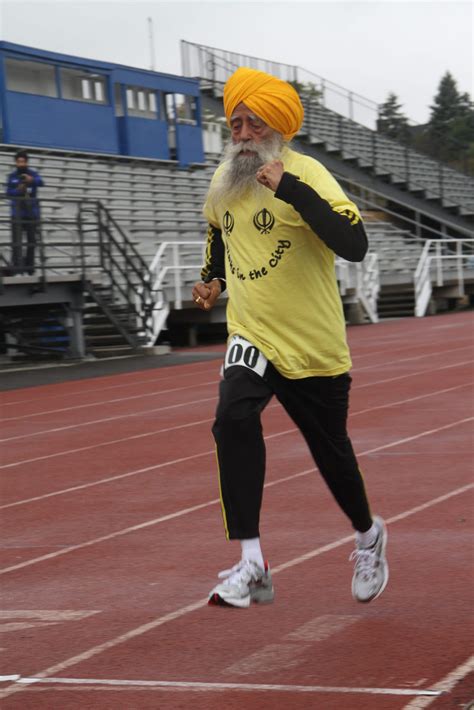 World's oldest marathon runner 'Turbaned Tornado' dies at 114 after
