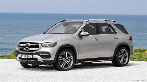 Mercedes Benz Gle Color Mojave Silver Front Three Quarter