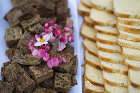 Traditional Food On Norfolk Island Banana Pilhi And Coconut Bread Yum