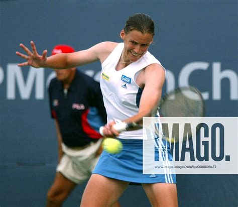 Barbara Schwartz Oesterreich Vorhand Tennis Damen US Open 2002 Grand