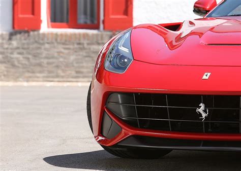 Ferrari F12 Berlinetta Specs And Photos 2012 2013 2014 2015