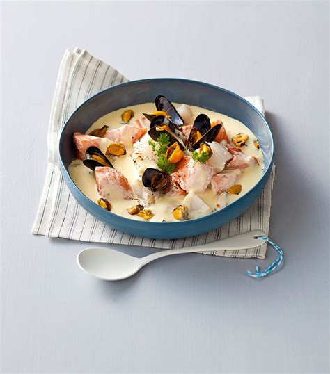 Recette Blanquette Aux Deux Poissons Et Aux Moules Marie Claire