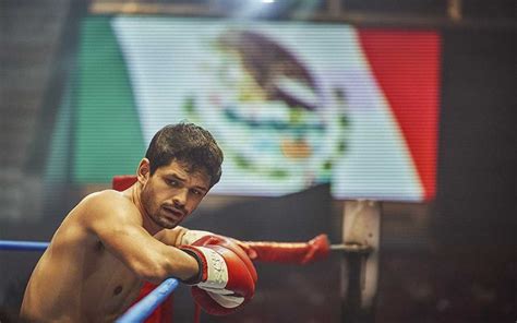 El Repatriado Serie Sobre Boxeador Mexicano Deportado