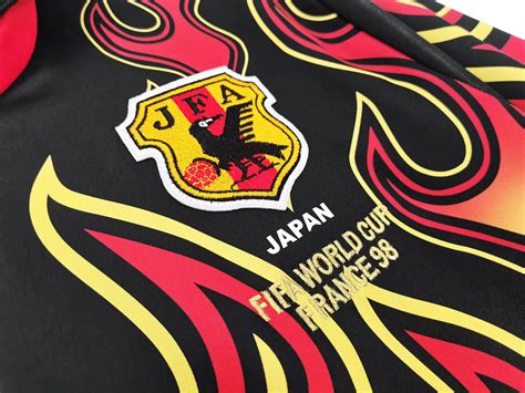 The Retro Kits Japan 1998 Goalkeeper Kit Long Sleeve Black