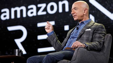 Jeff Bezos, Amazon’s founder, will step down as CEO this year