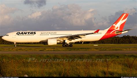 Vh Qpf Qantas Airbus A Photo By Adam Aviation Id