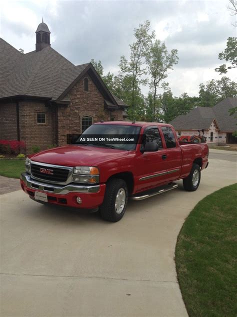 2005 Gmc Sierra 1500 Sle Extended Cab Pickup 4 Door 5 3l