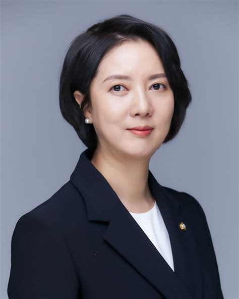 벤처 논평 이영 중소벤처기업부 장관 후보자 지명을 환영하며 브이온