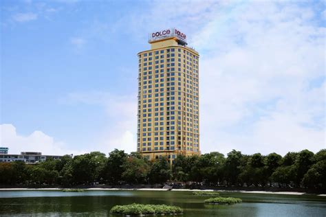 Worlds First Gold Plated Hotel Opens In Vietnam