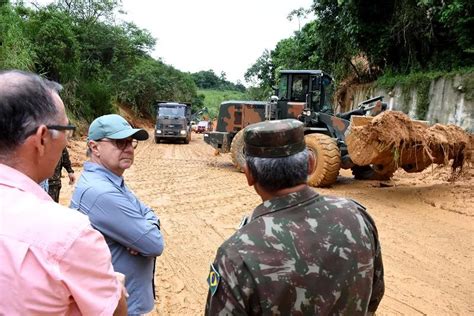 Rio Santos segue atenção redobrada em vários trechos entre SP e Rio