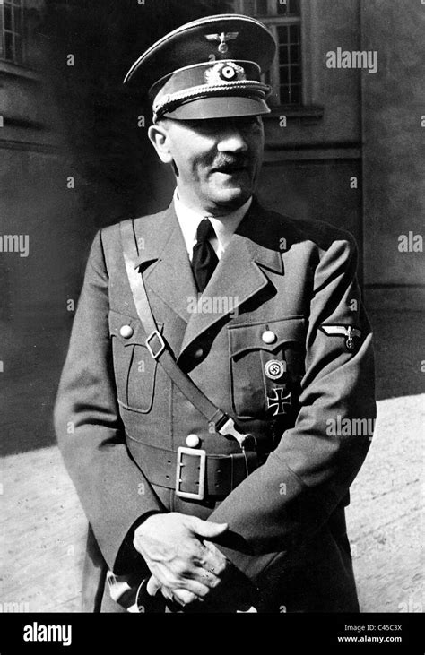 Adolf Hitler 1940 Stockfotos Und Bilder Kaufen Alamy