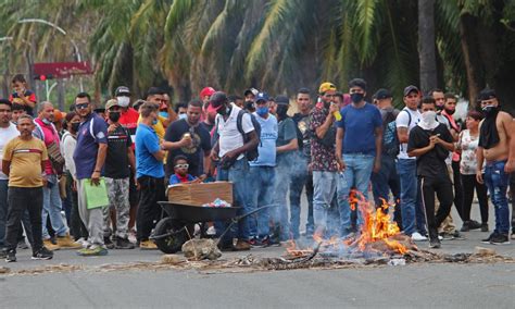 Violencia Contra Migrantes Se Desborda En México Agentes Desalojan