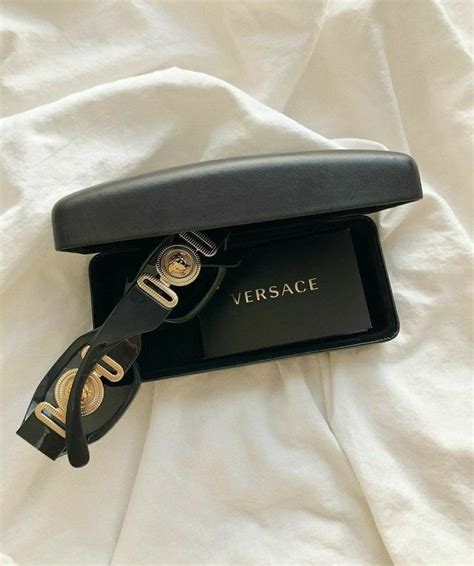 Pinterest Makemwhyo Men Sunglasses Fashion Glasses Fashion Versace