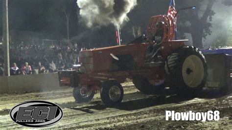 Ecipa Lb Hot Stock Tractors In Springville Ia August Th