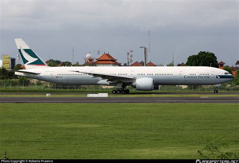 B KPM Cathay Pacific Boeing 777 367 ER Photo By Roberto Prawiro ID