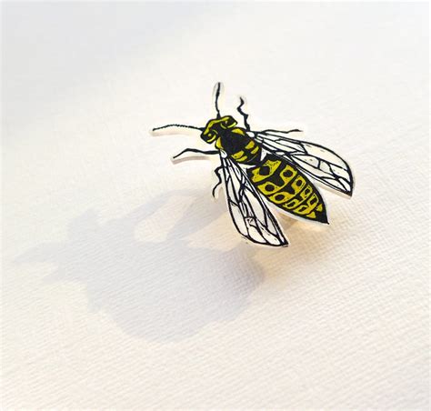 Wasp Badge Wasp Jewelry, Yellowjacket Brooch, Wasp Pin - Etsy