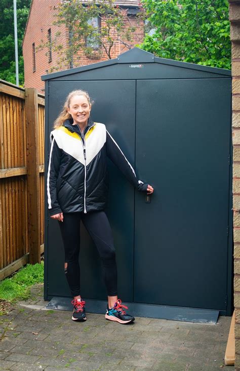 Olympic Triathlete Non Stanford Gets An Asgard Bike Shed Asgard Bike