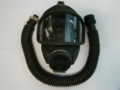 Msa Full Face Respirator Medium Gas Mask Ebay