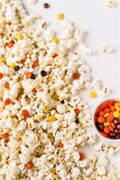 7 Delicious Popcorn Toppings