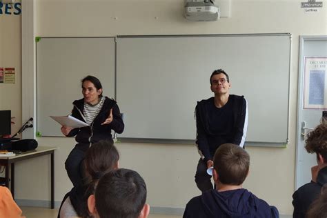 Le Théâtre s invite au CDI Collège Elsa Triolet de Varennes sur Seine