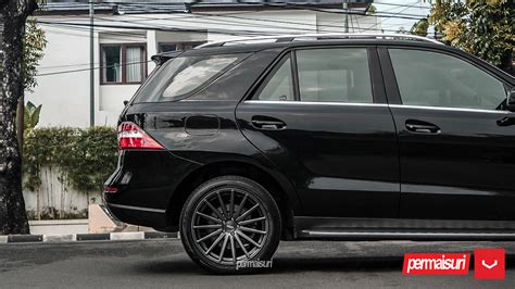 MERCEDES ML250 HYBRID FORGED SERIES VFS 2 Vossen Wheels