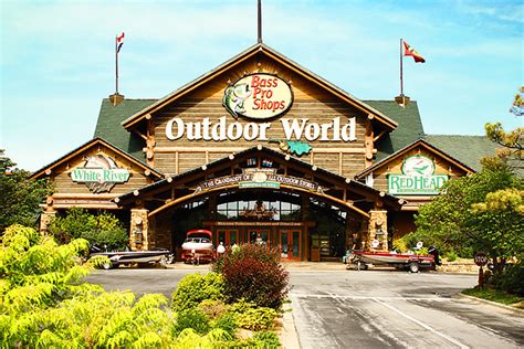 Bass Pro To Double Stores Employees With 5 5B Cabelas Buy