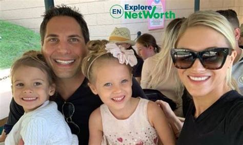 Joe Francis Net Worth 2022, Biography, Wiki, Age, Parents, Family ...