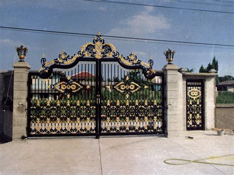 Iron Gates Design Gallery Kerala Home Dezign