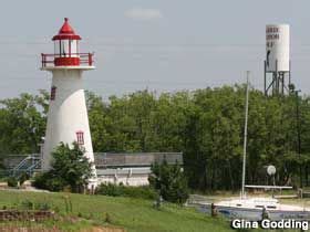 Landlocked Lighthouse - Salina, KS | Lighthouse, Salina, Roadside ...