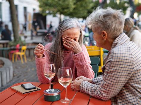 Moderate Drinking May Lower Heart Health Risks Due To Stress