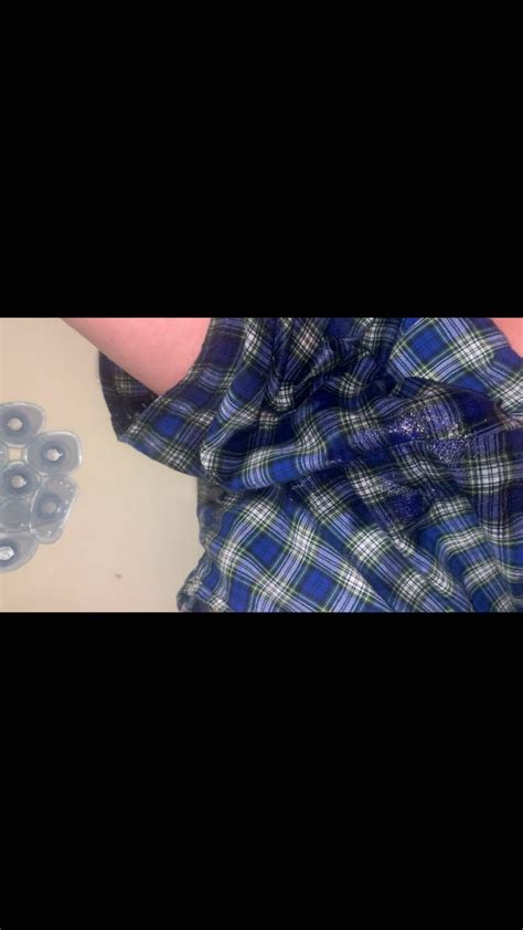 Peeing myself on purpose :) - Omorashi videos - Omorashi