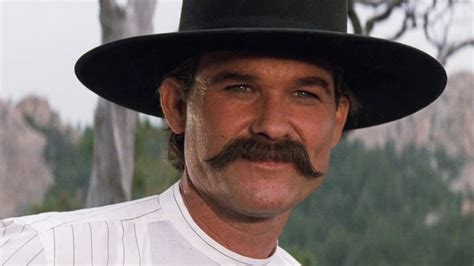 How Bone Tomahawk Reminded Kurt Russell Of Tombstone