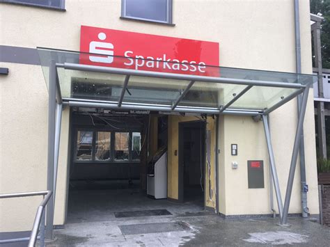 Kreis Peine Explosion Zerlegt Sparkasse „filiale Nicht Mehr Vorhanden“ News38 De