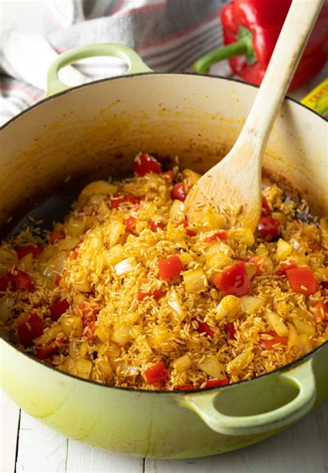 Cuban Arroz Con Pollo Recipe (VIDEO) - A Spicy Perspective