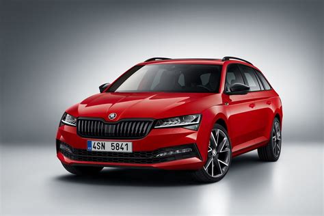 Skoda Superb Facelift Debuts With Matrix Led Headlights New Safety