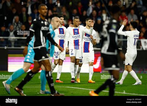 F Tbol Ligue Angers V Paris St Germain Stade Raymond Kopa