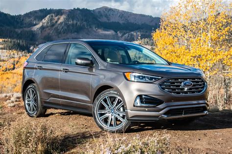 2019 Ford Edge Titanium: Getting a little better - CNET