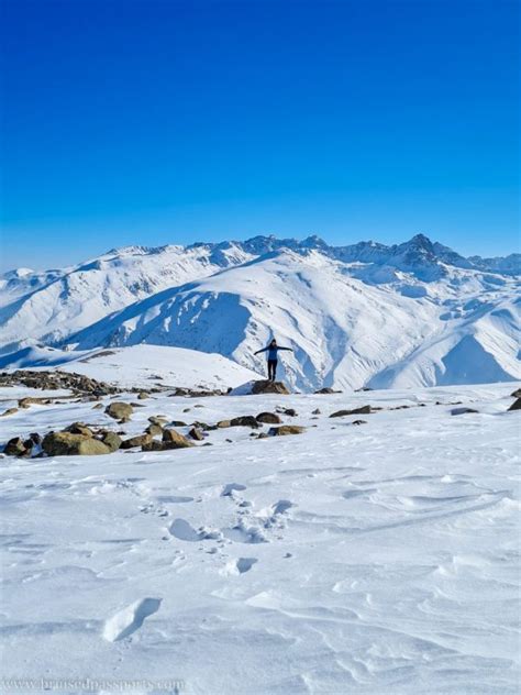 Planning the ultimate winter trip to Gulmarg - 10 Must Dos - Bruised ...