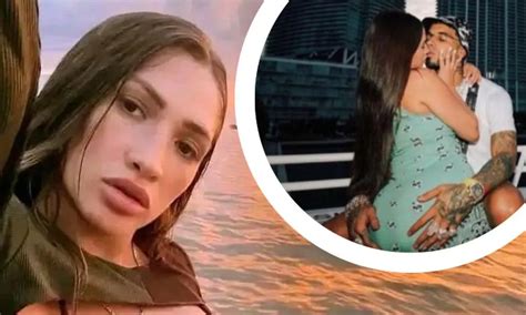 Venezolana y viajera así es Laury Saavedra la nueva novia de Anuel AA