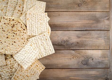 Judaísmo festividad judía religiosa matzá en la pascua espacio de