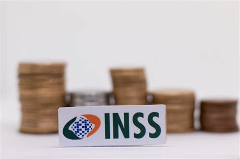 Agora é possível se aposentar antes da idade mínima do INSS entenda