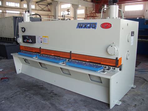 Hydraulic Cnc Guillotine Shearing Machine In Metal Plate Or Iron Sheet