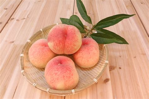 Nutritional Facts About Peaches Health Benefits And Nutrient Profile